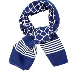 NWT Michael Kors Nyla Crocodile Square Scarf